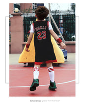 Load image into Gallery viewer, Boys Mens Basketball Shoes New Kids Sneakers Outdoor Big Non-slip Sports Shoes Footwear Basket Sport Durable Kids Running Shoes Outdoor Trainers

