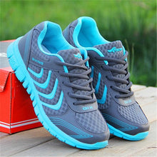 Load image into Gallery viewer, Breathable Fashion Women Sneakers White Women Casual Shoes Athletic Road Running Mesh Breathable Casual Sneakers Lace Up Comfort Sports Student Fashion Tennis Sneakers
