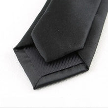 Load image into Gallery viewer, Business Black Skinny Ties Polyester Silk Necktie For Men Washable Formal Office Simple Design Necties Solid Color Skinny Tie Slim Necktie For Men
