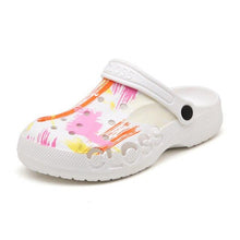 Load image into Gallery viewer, Camouflage Couple Style Men's Summer Hole Shoes Rubber Clogs Garden Shoes Flat Man Non-Slip Outdoor Indoor Slippers Lightweight Hiking Summer Walking Water Beach Shoes
