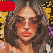 Load image into Gallery viewer, Charming Butterfly Sunglasses Women Luxury Design Glasses Women Summer Oversized Anti-reflective Eyeglasses Women Cool Fashion Trendy Sunglasses
