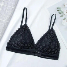 Load image into Gallery viewer, Charming Floral Lace Bra Top For Women Push Up Female Lingerie breathable Bralette Removable Pad Thin Fashion New Wireless Bras
