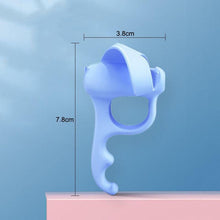 Load image into Gallery viewer, Children's Writing Posture Pen Holder Soft Silicone Pencil Holder for Kids Learning Aid Grip Posture Correction Stationery Gift Kids Handwriting Aid Correction Tool
