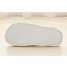 Load image into Gallery viewer, Comfortable Elegant Flower Design Indoor Soft Slipper Spring Autumn Lightweight Flip Flops For Women Classic Bedroom Slippers Ladies Foldable Flip Flops
