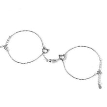 Load image into Gallery viewer, Couples Magnet Attract Bracelets Solid Color Simple Cute Cat Best Friend Bracelet Jewelry Magnet Bracelet Creative Attractive Stainless Steel Chain Bracelet For Women Men Valentine's Day Gift
