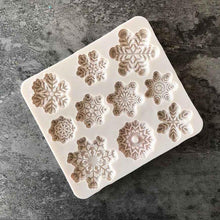 Load image into Gallery viewer, Creatures Conch Shell Fondant Cake Candy Cake Decoration Tools Forms Silicone Baking Cake Molds Shape Cake Mold 3D Snowflake Fondant Mold Christmas Snowflake Silicone Cake Candy Mold for Cake Cupcake Polymer Clay Crafting Project
