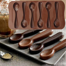 Load image into Gallery viewer, Cute Cake Mold Good Quality Chocolate Six Spoons Mould Mold Silicone Baking Cake Decorating Topper Candy Spoon Shape Mold Food Grade Silicone Cake Molds Chocolate Ice Jelly Mold Party Decor Homemade Cupcake Candy Bake Ware Baking Tool

