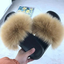 Load image into Gallery viewer, Cute Fluffy Ladies Indoor Warm Slippers Furry Luxury Flip Flops   Women's Fashion Flat Soft Flip Flops
