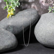 Load image into Gallery viewer, 14k White Gold Diamond Cut Cable Link Chain 0.7mm
