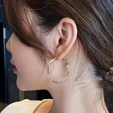 Load image into Gallery viewer, Delicate Silky Texture Design Women's Earrings
