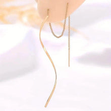 Load image into Gallery viewer, Drop Earrings Golden S Design
