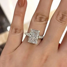 Load image into Gallery viewer, Elegant Ring Inlaid Shining Zirconia In Rectangular Shape
