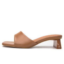 Load image into Gallery viewer, Elegant Women Slippers Summer Outdoor Beach Flip Flop Open Toe Flat Casual Low Heel Sandal Square Open Toe Heeled Sandals Beach Charming  Sandals
