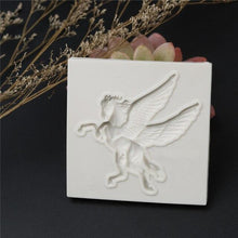 Load image into Gallery viewer, Exquisite Pegasus Silicone Mold Cake Baking Decorative Chocolate Mold Pegasus Angel Resin Jewelry Silicone Mold Pegasus Horse Animal Fly Wing For Cake Fondant Baking Biscuit Soap Tray
