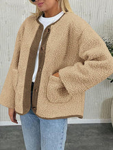 Load image into Gallery viewer, Modern Cozy Women Luxuriously Cozy Contrast Button Up Sherpa Jacket with Pockets For Fall &amp; Winter
