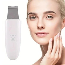 Load image into Gallery viewer, Facial Blackhead Removal Pore Cleaning Skin Scraper Tool
