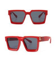 Load image into Gallery viewer, Fashion Black Design Stylish Sunglasses For Men &amp; Women Square Shape Driving Eyewear Classic Luxury Style Sun Glasses For Men Women Anti Blue Light Sun Glasses For Summer

