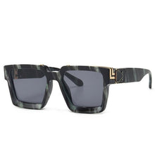 Load image into Gallery viewer, Fashion Black Design Stylish Sunglasses For Men &amp; Women Square Shape Driving Eyewear Classic Luxury Style Sun Glasses For Men Women Anti Blue Light Sun Glasses For Summer
