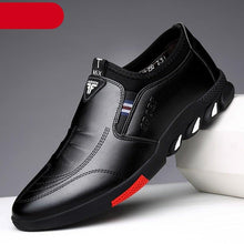 Load image into Gallery viewer, Fashion Black Men's Popular Casual Flat Shoes Outdoor Soft Soled Travel Sneakers Leather Business Non Slip Breathable Sneakers Loafers Comfort Walking Shoes For Business Work Office
