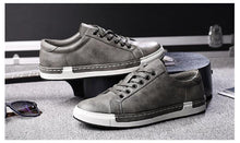 Load image into Gallery viewer, Fashion Leather Mens Shoes Soft High Quality Mens Casual Shoes Flat Footwear Classic Black White Men Fashion Walking Shoes Comfortable Modern Design
