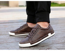 Load image into Gallery viewer, Fashion Leather Mens Shoes Soft High Quality Mens Casual Shoes Flat Footwear Classic Black White Men Fashion Walking Shoes Comfortable Modern Design
