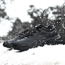 Load image into Gallery viewer, Fashion Men's Sneakers Winter Plush Casual Shoes Trainers Lightweight Vulcanize Walking Sneakers Warm Anti-Slip Soft Sole Warm Fur Lined Winter Comfortable Sneakers
