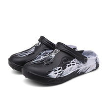 Load image into Gallery viewer, Fashion Men Sandals Summer Hole Rubber Clogs Garden Shoes Beach Flat Slippers Slip On Beach Sandals Lightweight Slippers Water Shoes
