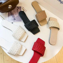Load image into Gallery viewer, Fashion Outdoor Charming Open-Toe Women Slippers Casual Beach Flip Flops Women Comfortable Sandals
