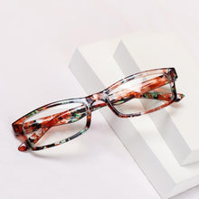 Load image into Gallery viewer, Fashion Reading Eyeglasses Men Women High Definition Transparent Optical Eyewear Anti Blue Eye Protection Eyeglasses Transparent Optical Eyewear With Diopter +1.0~+ 4.0
