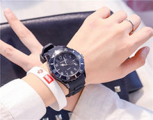 Load image into Gallery viewer, Fashion Silicone Women Watches Simple Sport Quartz Wristwatches Fresh Children Clock Casual Quartz Wristwatch Silicone Band Watch For Women Girls Student Watches
