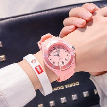 Load image into Gallery viewer, Fashion Silicone Women Watches Simple Sport Quartz Wristwatches Fresh Children Clock Casual Quartz Wristwatch Silicone Band Watch For Women Girls Student Watches

