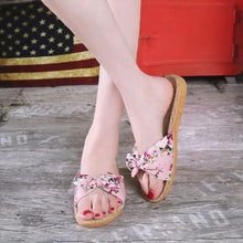 Load image into Gallery viewer, Fashion Woman Beach Floral Pattern Butterfly Knot Slippers Unique Flat Flip Flops Design For Women Outdoor Home Slippers
