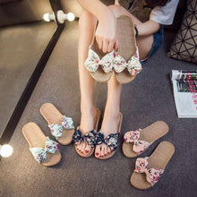 Load image into Gallery viewer, Fashion Woman Beach Floral Pattern Butterfly Knot Slippers Unique Flat Flip Flops Design For Women Outdoor Home Slippers
