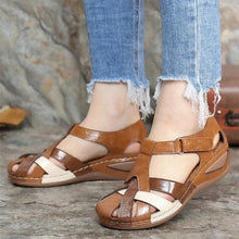 Load image into Gallery viewer, Fashion Women Sandals Waterproo Slip On Round Slippers Casual Comfortable Outdoor Fashion Summer Shoes Women Retro Leather Arch Support Comfy Round Toe Sandals Toe Protection Design For Women Girls
