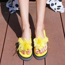 Load image into Gallery viewer, Flowers Slippers Summer Flip Flops Womans Platform Shoes Slide Heel Thick Beach Shower Slippers Quick Drying Pool Slides Beach Sandals Open Toe Indoor House Slippers
