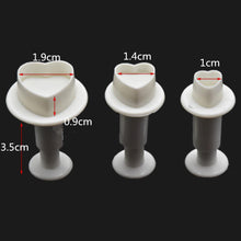 Load image into Gallery viewer, Fondant Cake Cookie Cutter Embossed Ejector Stamp Plunger Mold Kitchen Baking Cake Decorating Tools  Heart Shaped Cookie Mold Hand Press Cookie Dessert Cutter Pastry Decoration Tool Mooncake Maker
