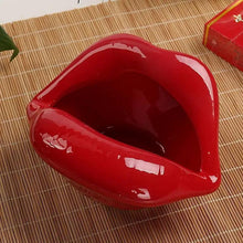 Load image into Gallery viewer, Funny Creative Ceramic Cartoon Lips Ashtray Gift for Home - Trendy Mouth  Mini Ashtray for Boyfriend
