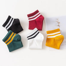 Load image into Gallery viewer, Funny Cute Cotton Crew Socks Women Fashion Colorful  Retro Long Socks New Year Christmas Gifts For Men And Women

