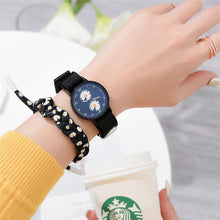 Load image into Gallery viewer, Girls Small Elegant Wrist Watch Women Fashion Nylon Strap Dress Quartz Watch Simple Wild Girlfriends Couple Watch Analog Quartz Watches With Nylon Strap Nylon Band Wristwatch
