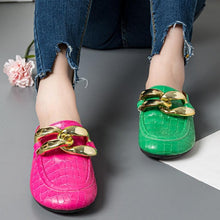 Load image into Gallery viewer, Gold Chain Women Slipper Closed Toe Slip On Mules Shoes Round Toe Low Heels Casual Slides Flat Mules Comfortable Slides Mules Shoes Ladies Slip-On Luxury Shoes
