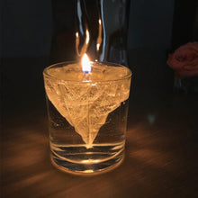 Load image into Gallery viewer, Handmade 3D Iceberg Candle With Candle Wick Jelly Wax Candle Floating Candle Elegant Transparent Iceberg Shape Romantic Party Candles Cute New Design Trendy Home Decor Table Decor Iceberg Shape Candles
