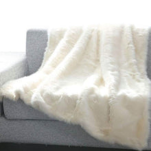Load image into Gallery viewer, Heavy Faux Fur Throw Blanket – Assorted Styles
