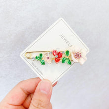 Load image into Gallery viewer, High-end Safety Pins For Women Flower Pin Crystal Rhinestones Safety Pins Woman Jewelry Accessories Hijab Scarf Clip Buckles
