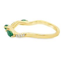 Load image into Gallery viewer, Emerald Diamond stackable band set 14KT Yellow Gold
