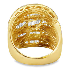 Load image into Gallery viewer, 2.75ct Diamond Ring 14KT Yellow Gold
