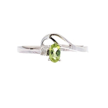 Load image into Gallery viewer, .02ct Peridot Diamond Ring 10KT White Gold

