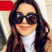 Load image into Gallery viewer, Ladies Fashion Retro Sun Sunglasses For Women Cat Eye Glasses Women/Men Luxury Eyewear For  Female Lightweight Frame Glasses For Women Retro Eyewear Unique Style Eyeglasses
