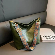 Load image into Gallery viewer, Large Geometric Crossbody Bag
