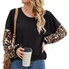 Load image into Gallery viewer, Women's Gemma Top
