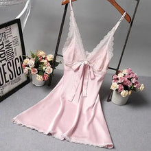 Load image into Gallery viewer, Lightweight Pink Women Sleepwear Classic Design Silk Bathrobe Lace Trim Bridesmaid Bride Party Robes

